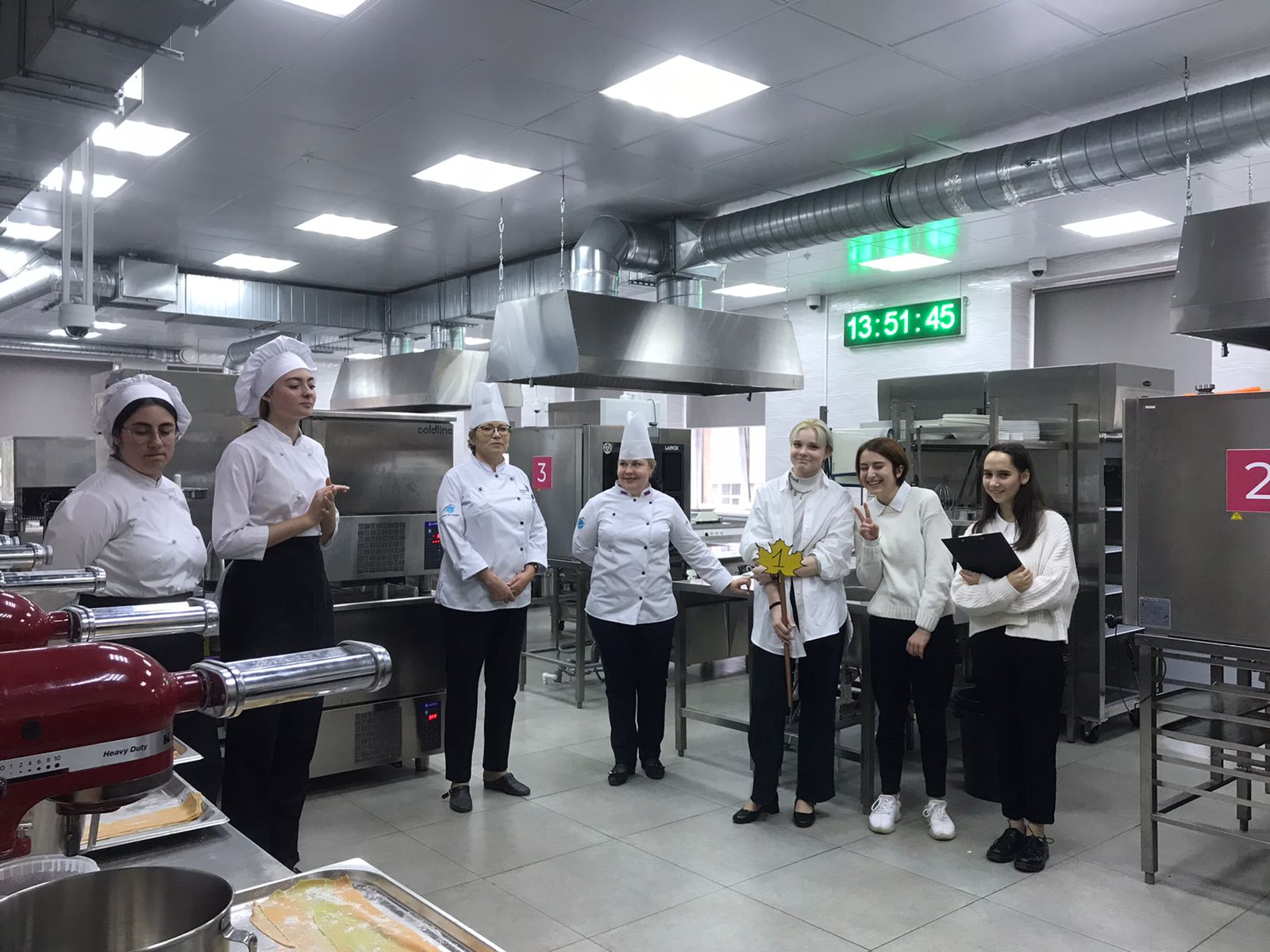 Мастерская в колледже туризма и гостиничного дела в рамках профориентации