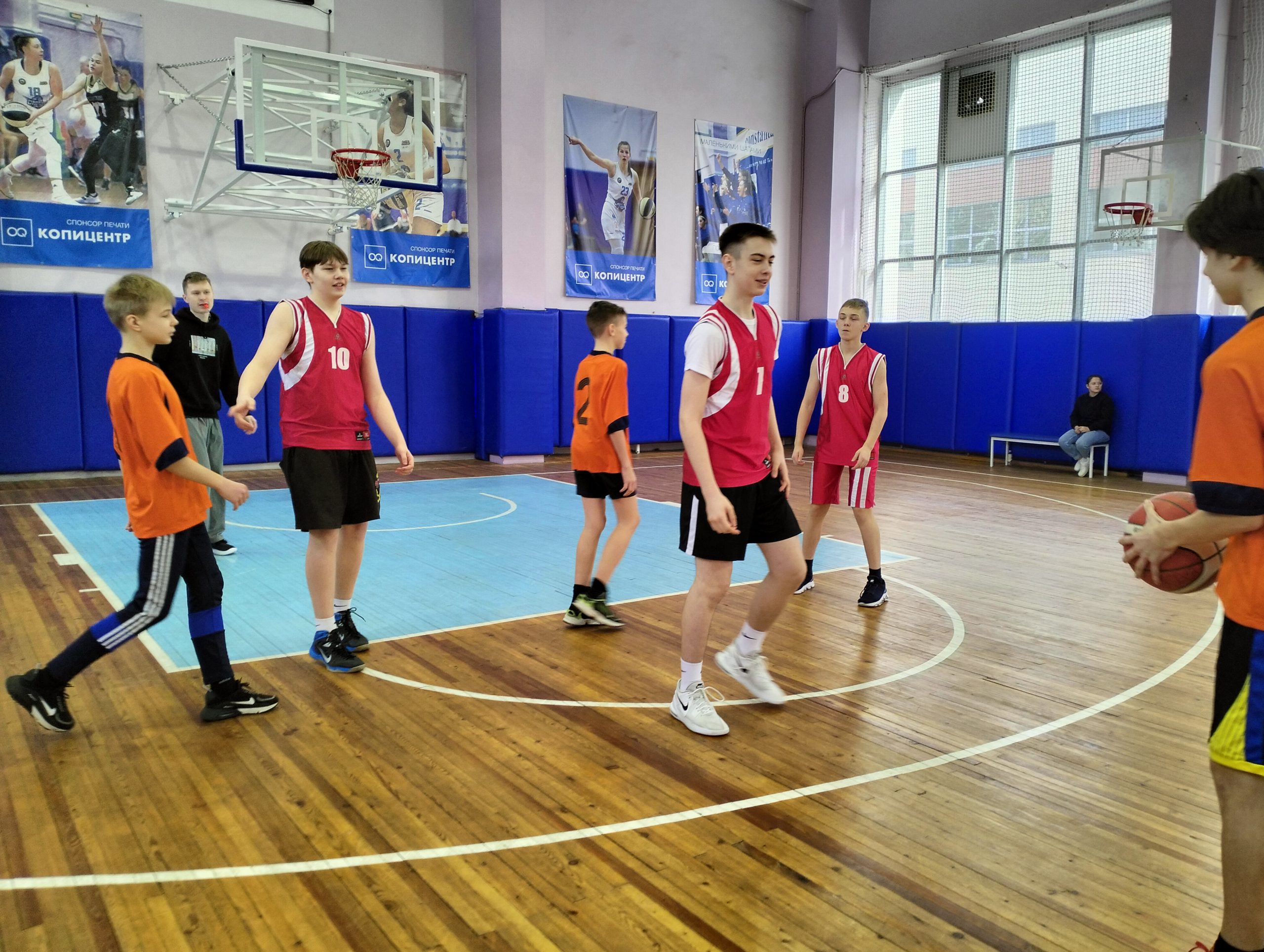 Президентские спортивные игры среди школьников 7-8 классов по баскетболу