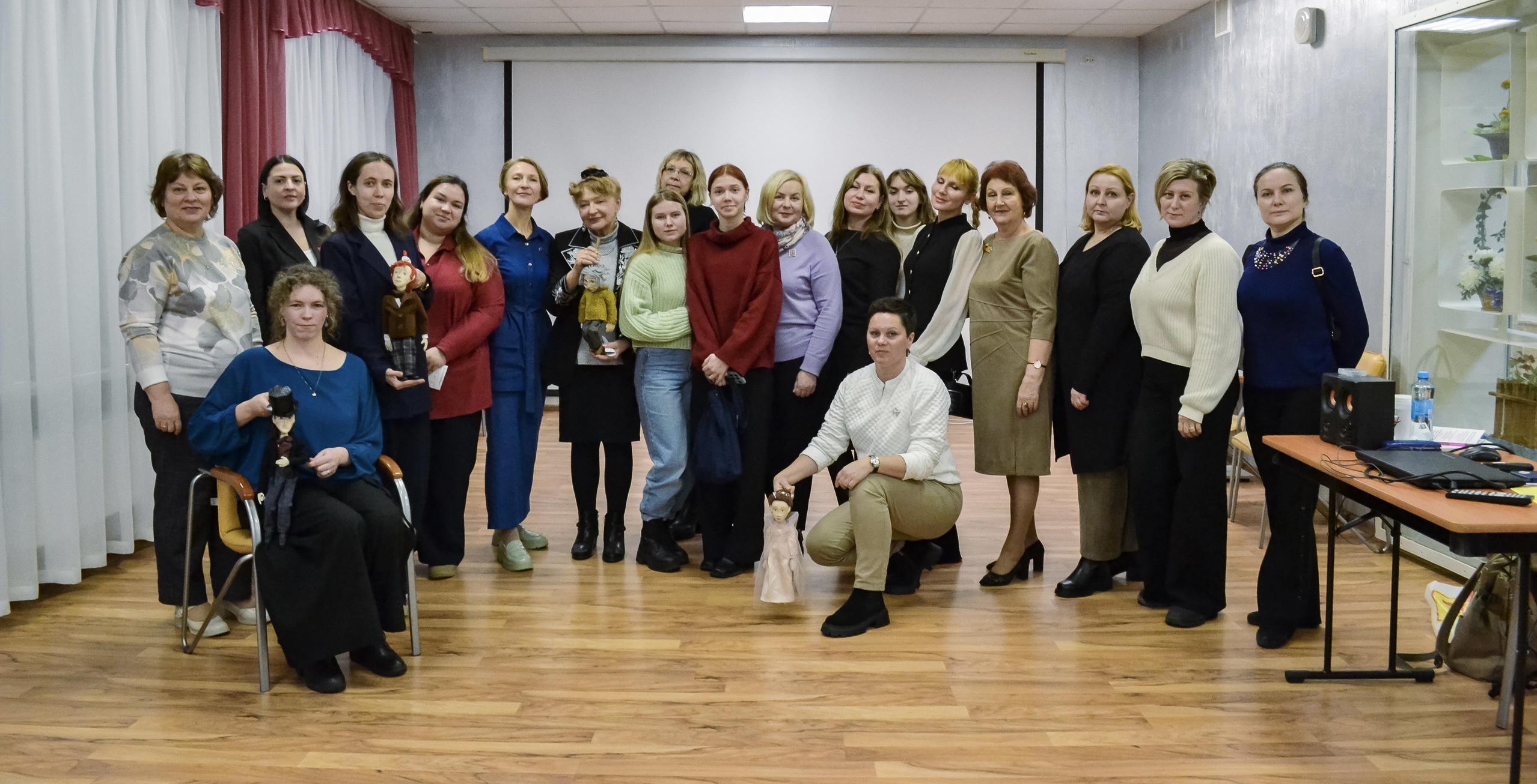 Участие в городской научно-практической конференции «Театральная педагогика в образовании: персонализированный подход к педагогической поддержке обучающихся»    