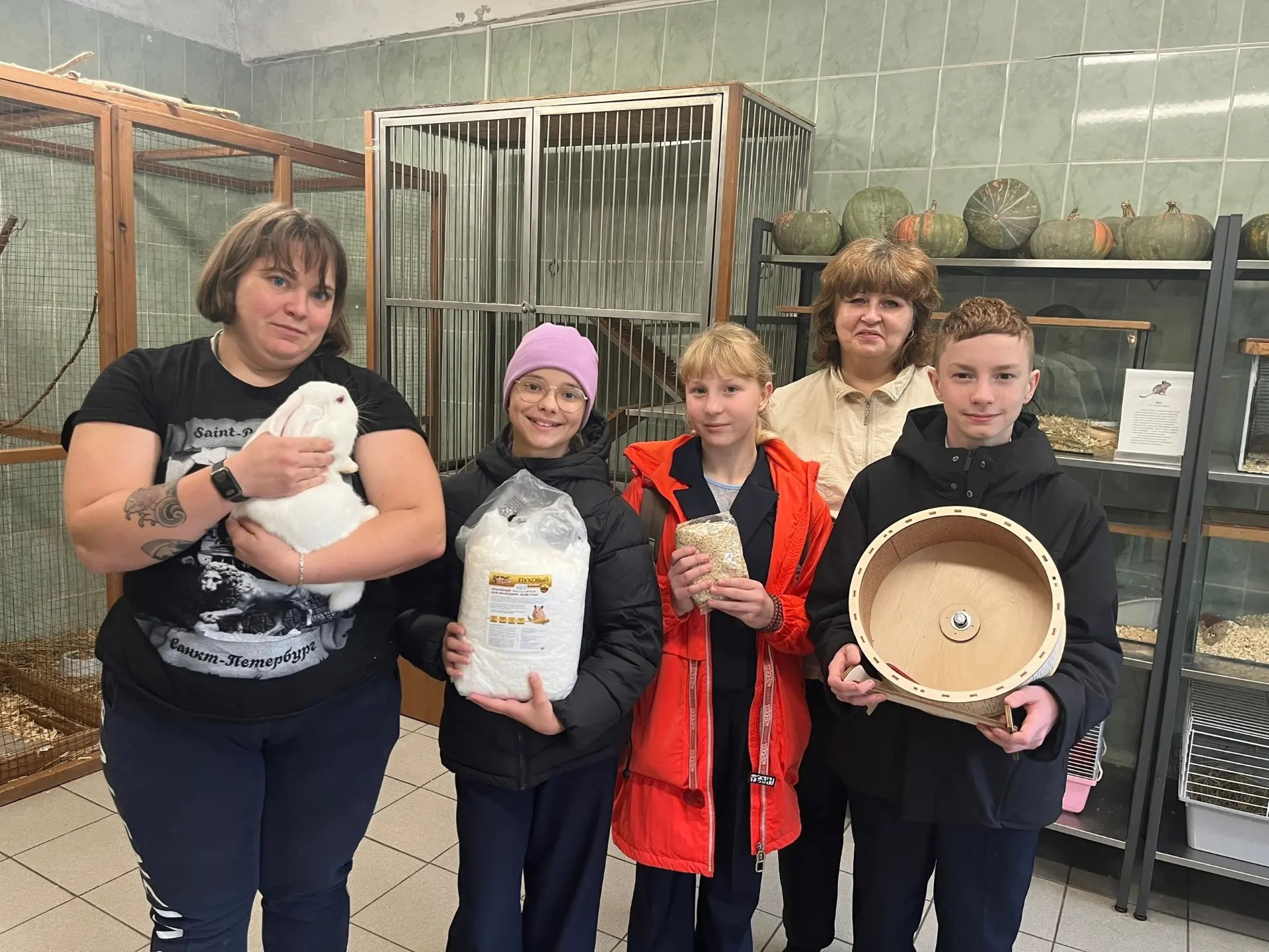 Экоотряд «Ежи» помог зоокорпусу!