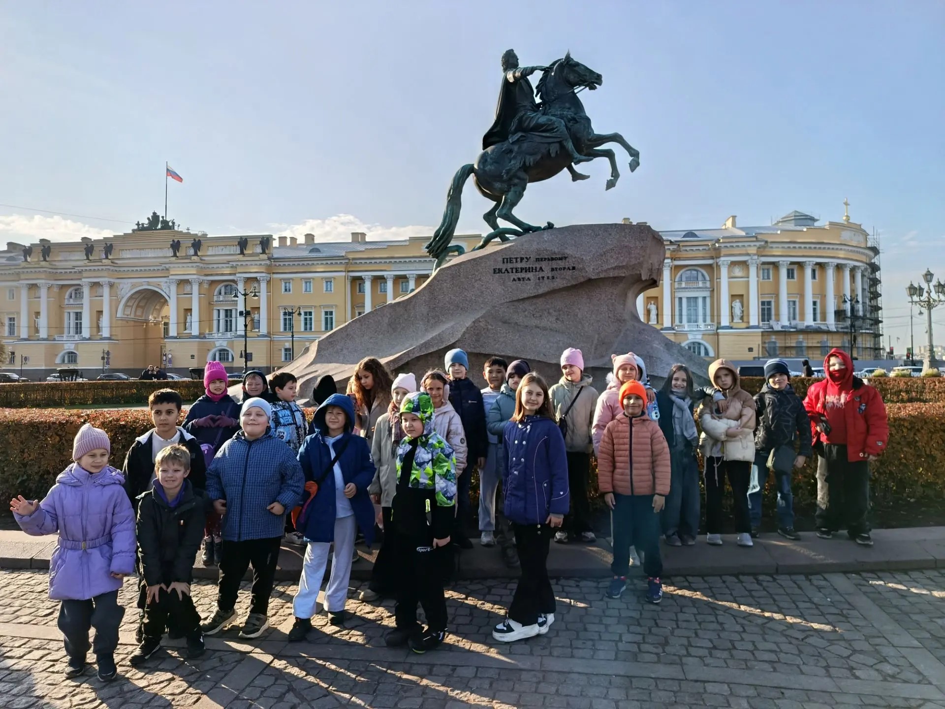 Экскурсия «Каменный зоопарк Петербурга»